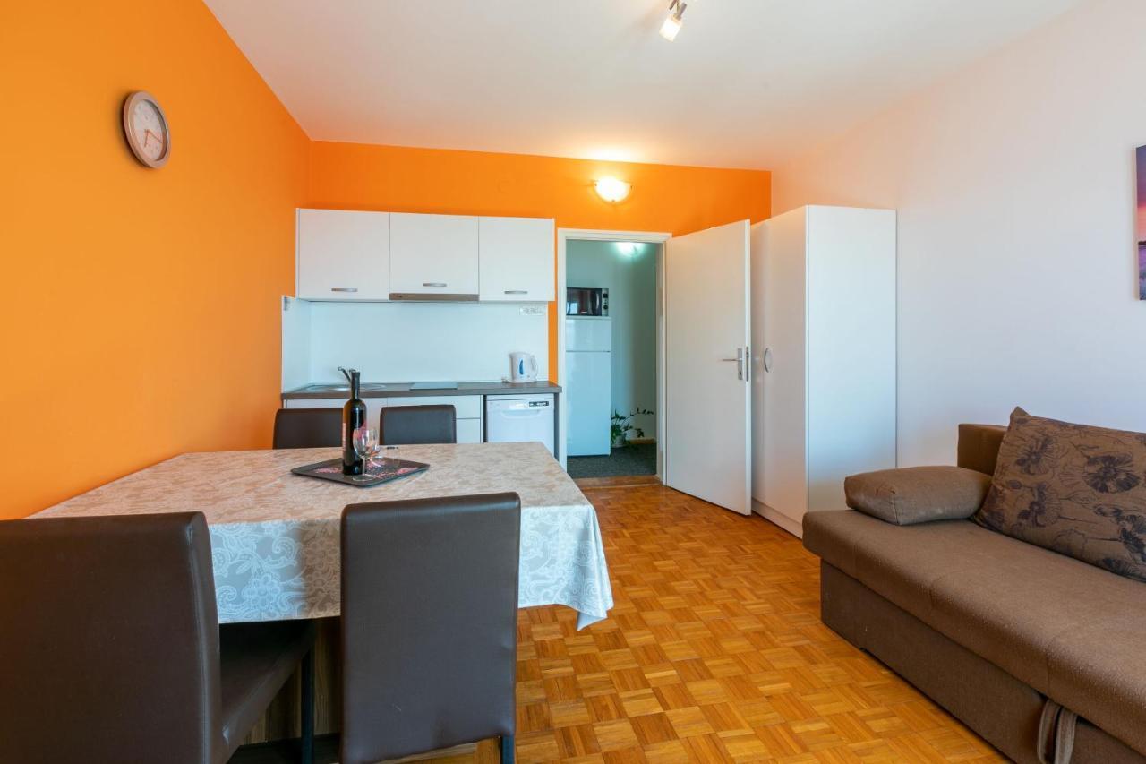 Apartment Mira Crikvenica Eksteriør billede